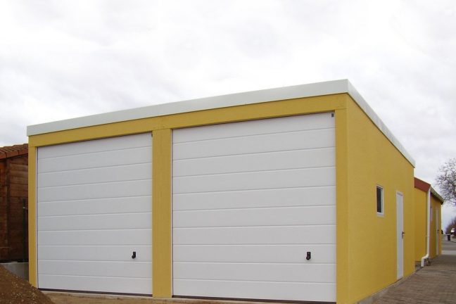 Montovaný sklad s dvoma bránami