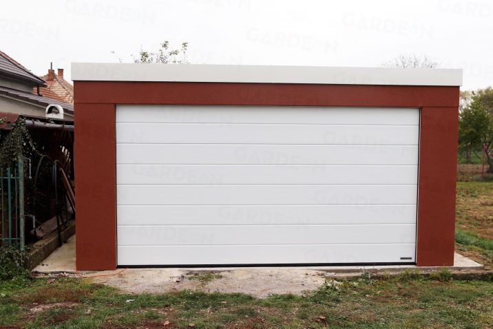 Garáž pre dve autá v tehlovej omietke