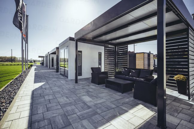 Antracitová pergola GARDEON s posedením