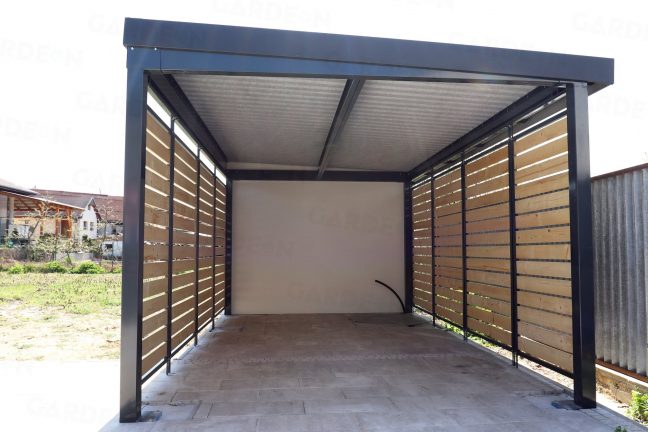 Montovaný prístrešok pre jedno auto