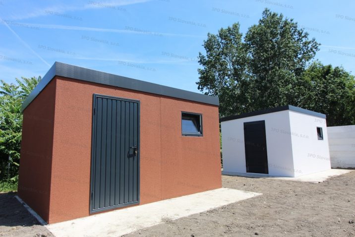 Záhradný domček v tehlovej omietke s antracitovými doplnkami