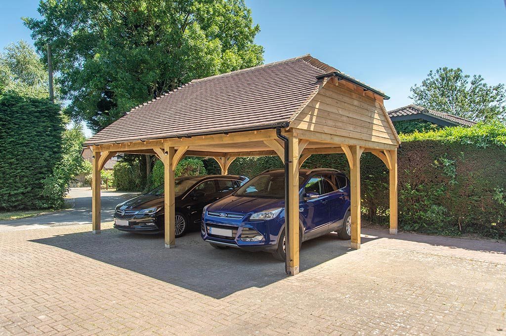 Drevený prístrešok pre dve autá