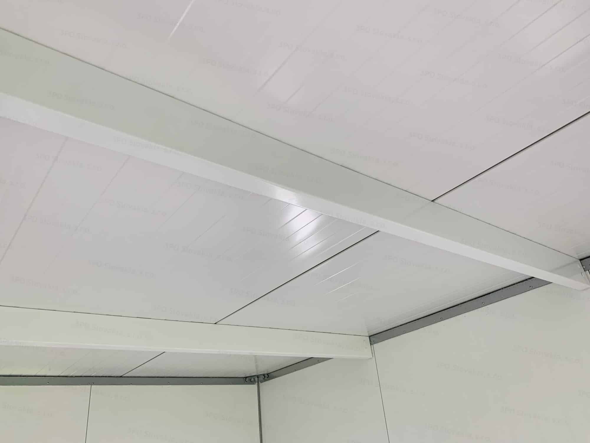 Vnútro izolovaného záhradného domčeka GARDEON