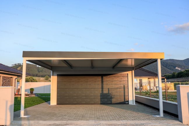 Montovaná oceľová garáž GARDEON pre dve autá v bielej omietke