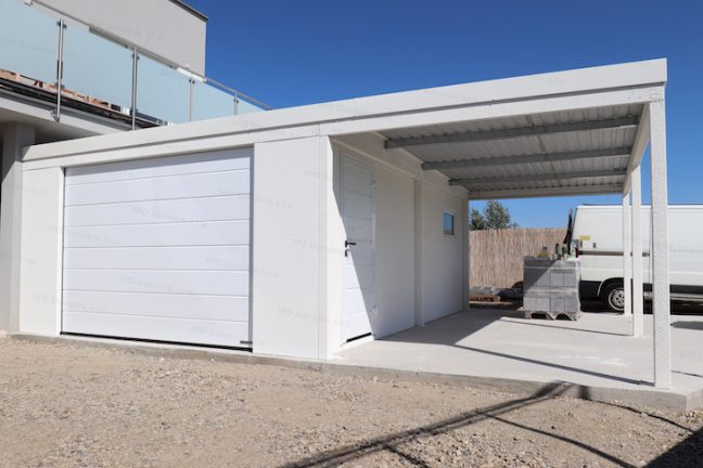 Montovaná jednogaráž GARDEON s prístreškom na pravej strane