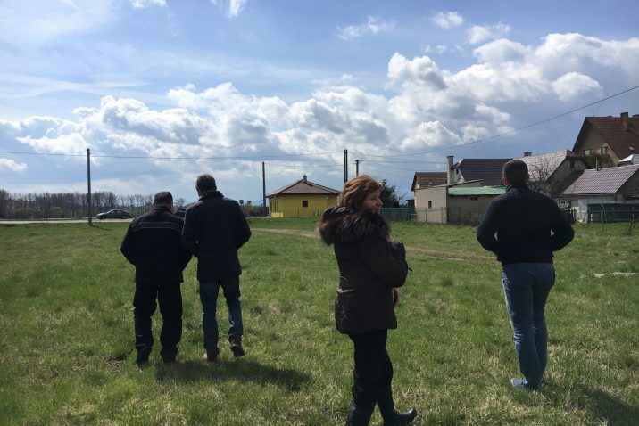 Prezeranie pozemkov na showroom