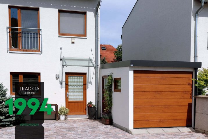 Garáž pre jedno auto pri rodinnom dome