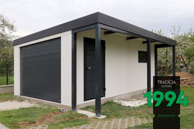 Bočná stena garáže pre jedno auto s prístreškom
