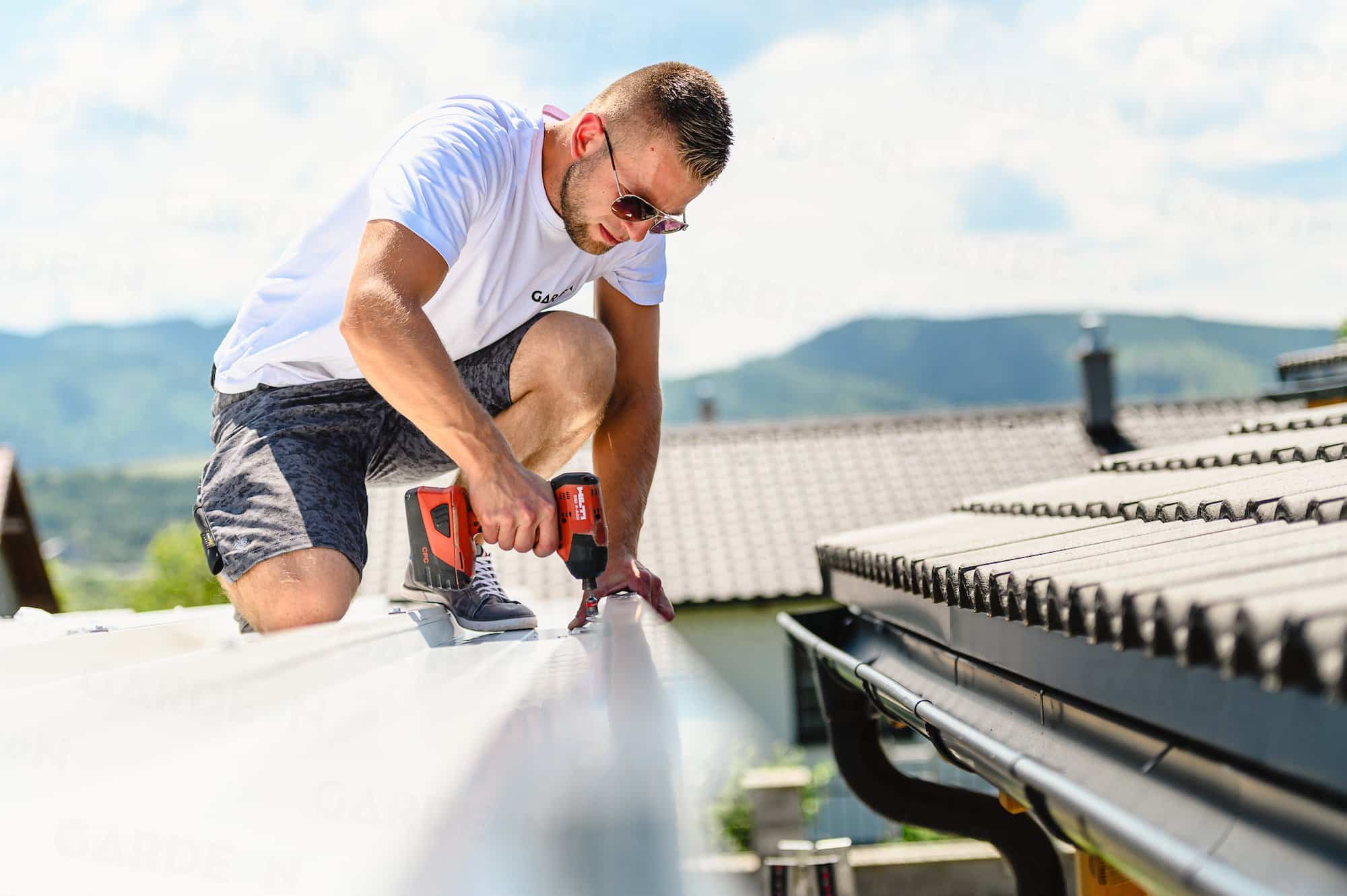 Montáž strešnej krytiny