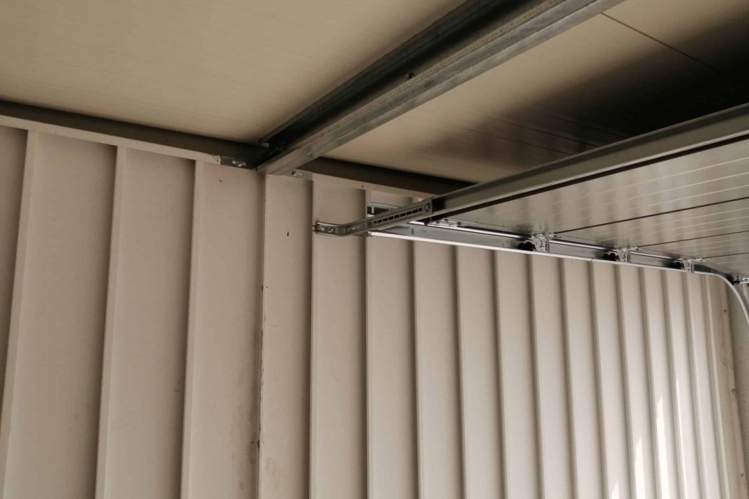 Vrch garáže zvnútra