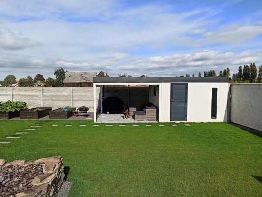 Záhradný domček s prístreškom v okrese Malacky