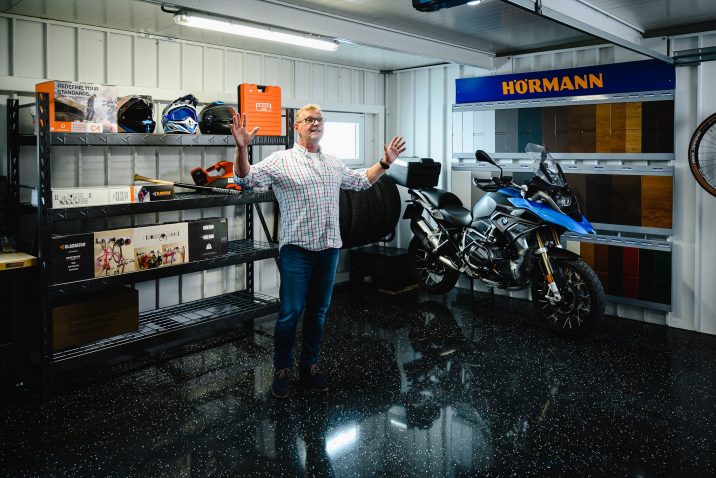 Vlado Voštinár v dvojgaráži od GARDEON