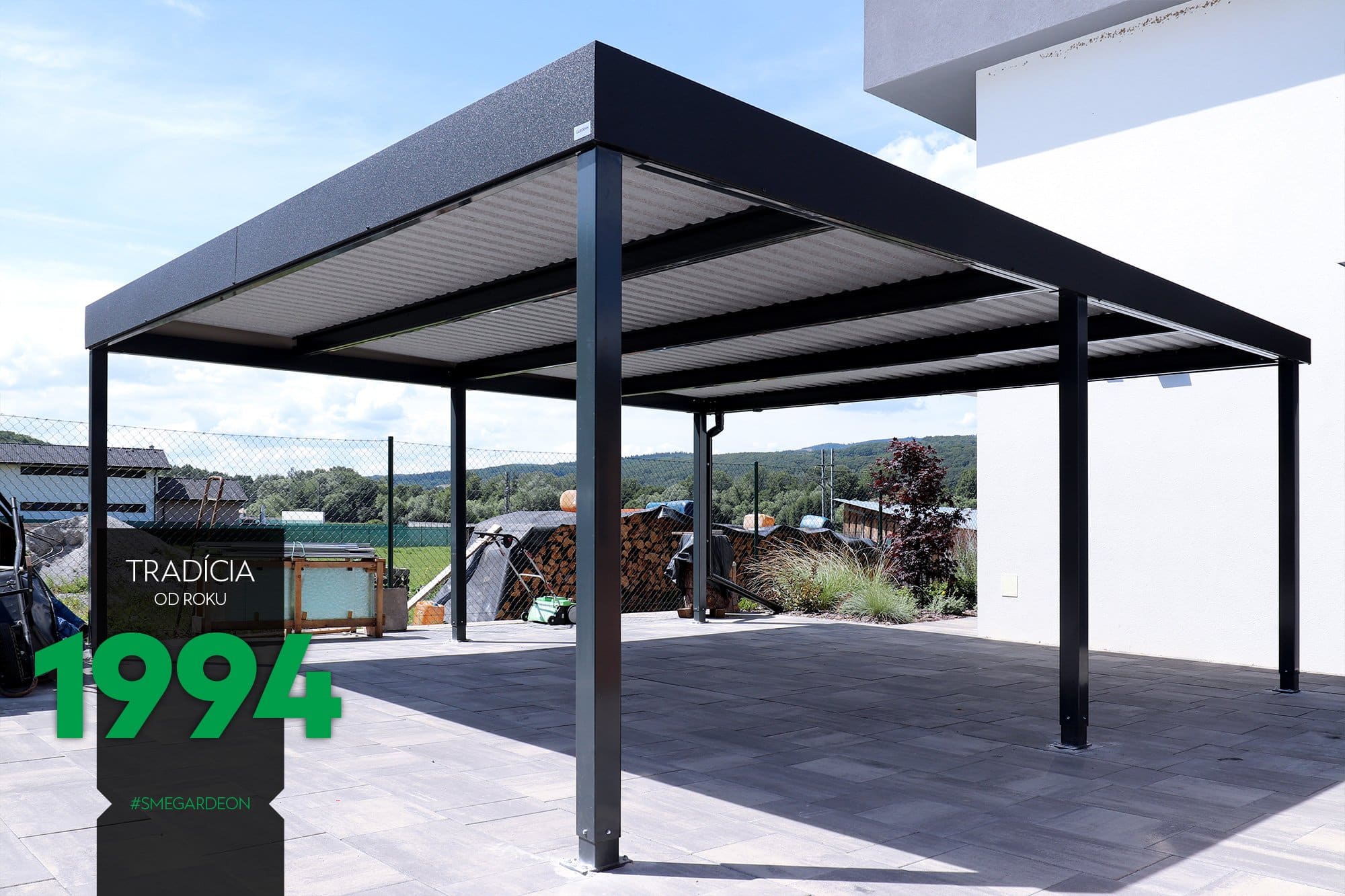 Tmavý prístrešok GARDEON pre dve autá z ľavej strany