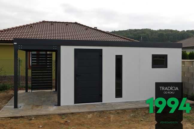 Záhradný domček s prístreškom so zadnou výplňou