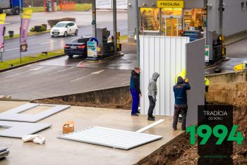 Stavba stien garáže