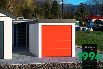 Garáž na motorku s červenou bránou