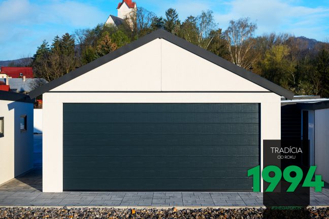 Garáž pre dve autá so sedlovou strechou