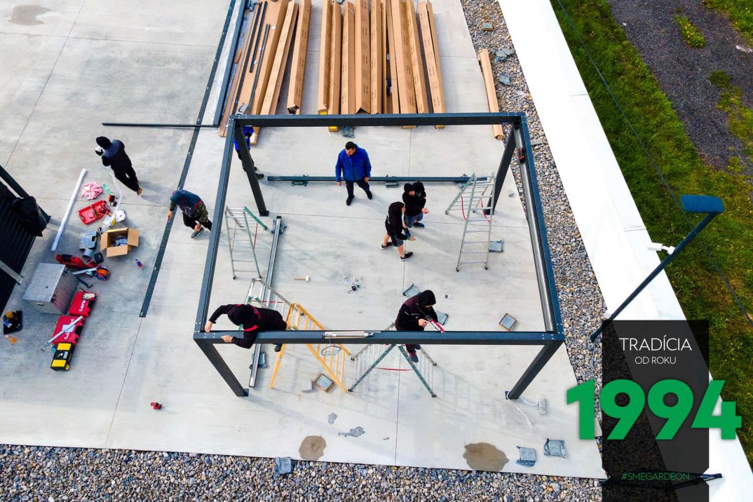 Montáž bioklimatickej pergoly