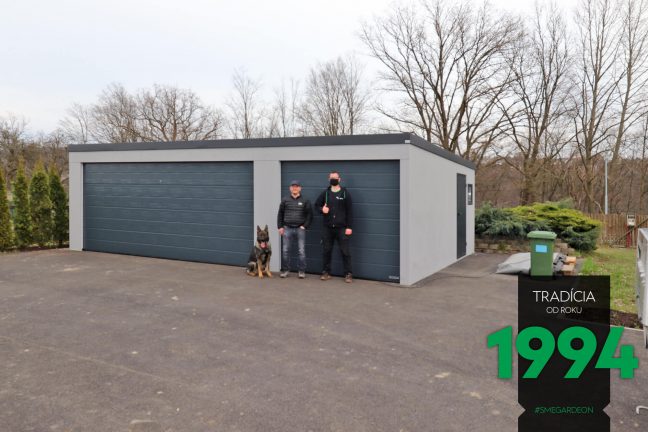 Dvojgaráž spolu s garážou pre jedno auto