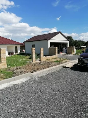 Garáž so sedlovou strechou v okrese Poprad