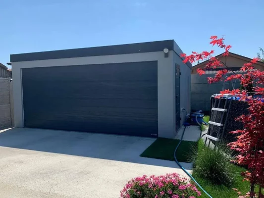 Garáž pre dve autá v okrese Komárno