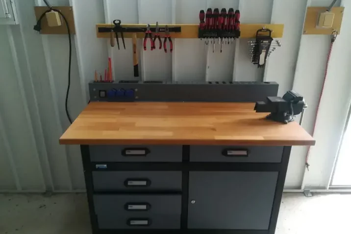 Ponk v záhradnom domčeku