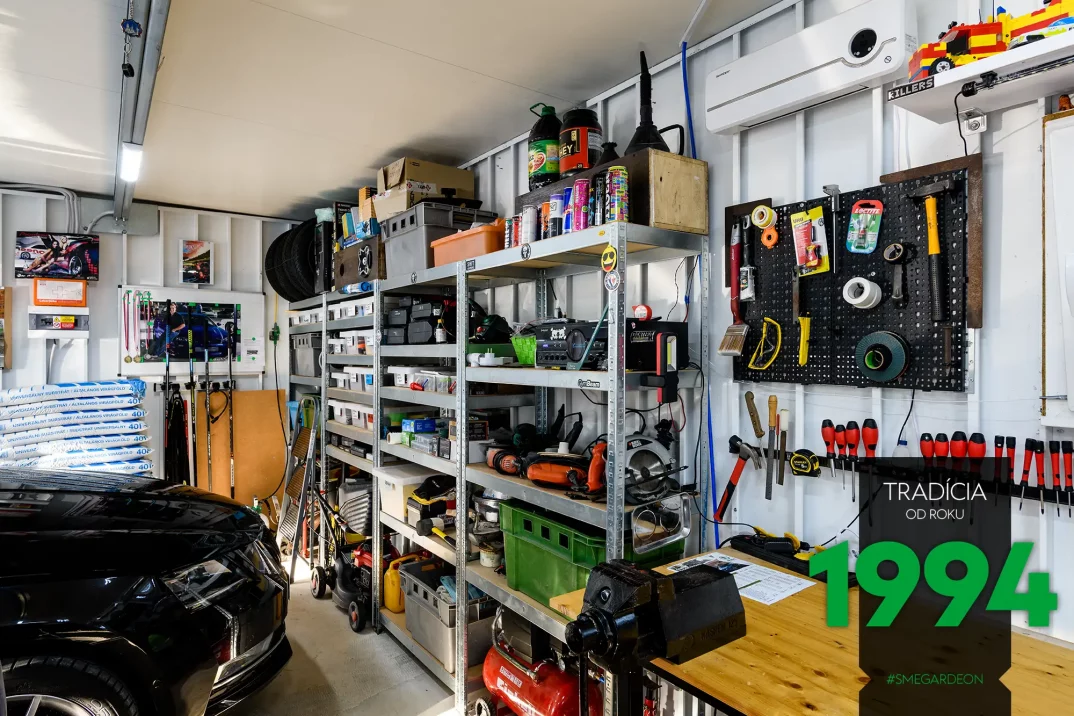 Regále v garáži