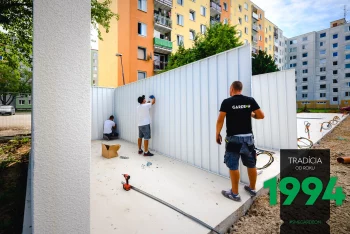 Upevňovanie panelov