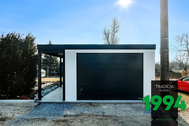 Garáž pre jedno auto s prístreškom