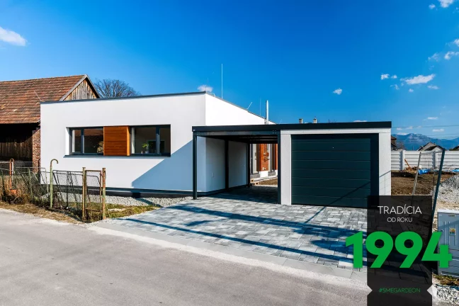 Garáž pre jedno auto s prístreškom