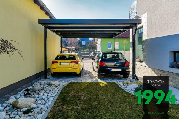 Prístrešok pre dve autá vo Vrútkach