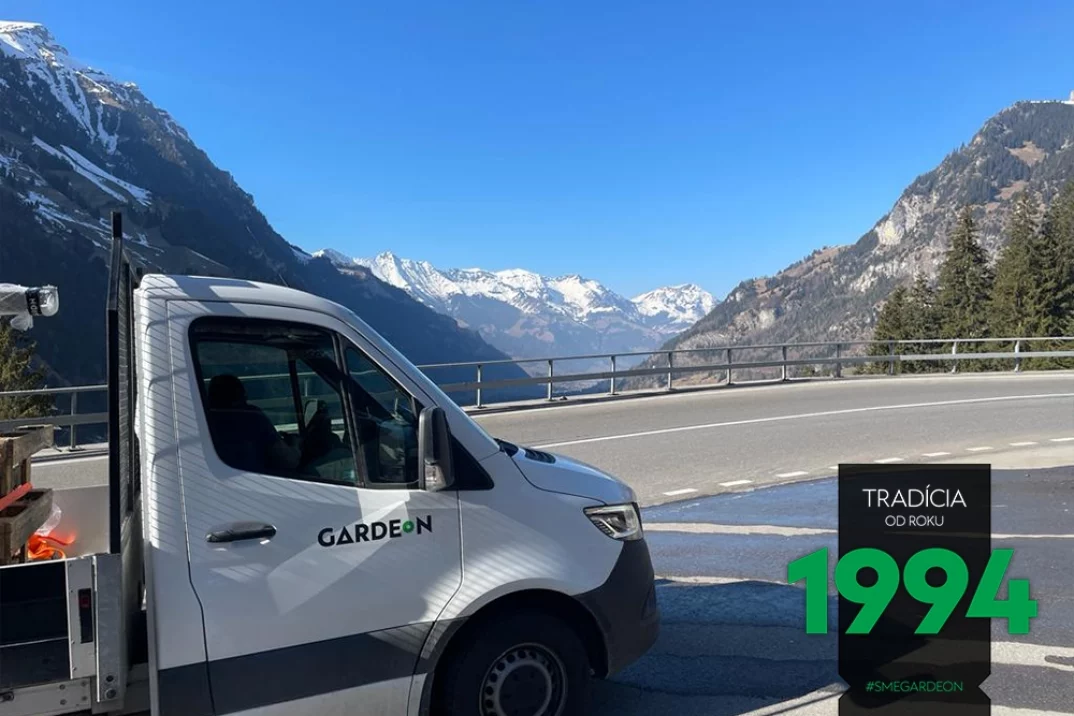 Dodávka GARDEON pri horách