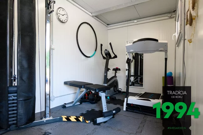 Posilňovňa v izolovanom domčeku