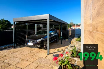 Auto pod prístreškom GARDEON