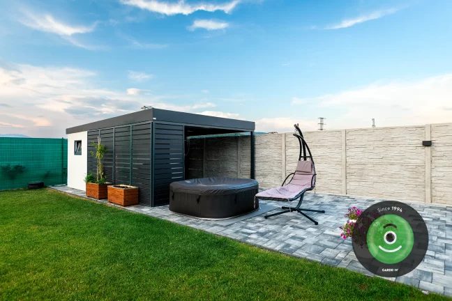 Domček a prístrešok s výplňami