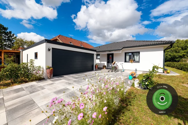 Dvojgaráž pri rodinnom dome