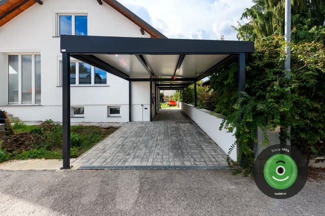 Prístrešok pre jedno auto