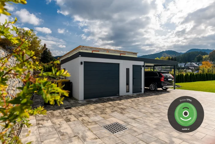 Garáž a prístrešok