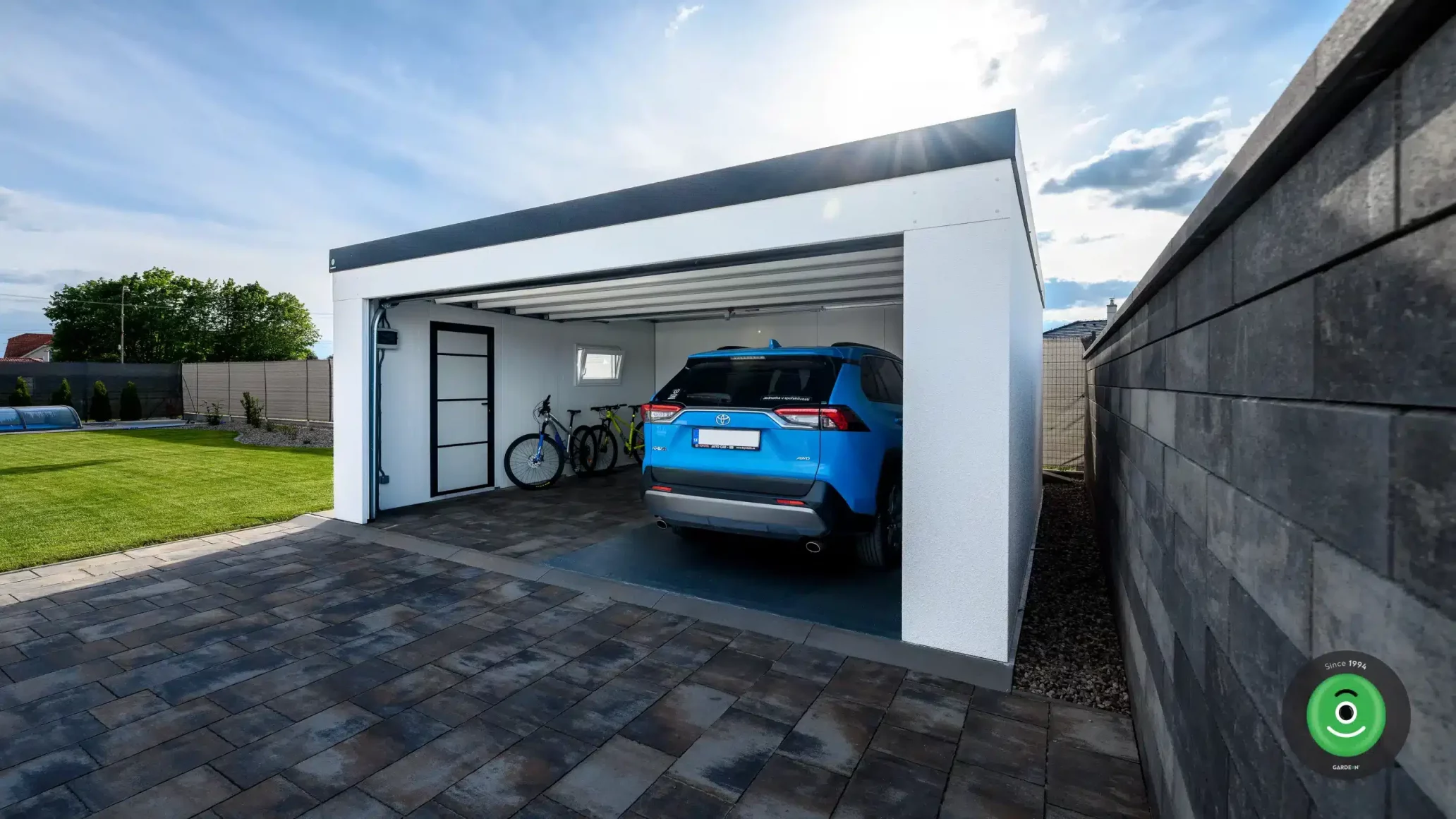 GARDEON garáž pre dve autá otvorená brána