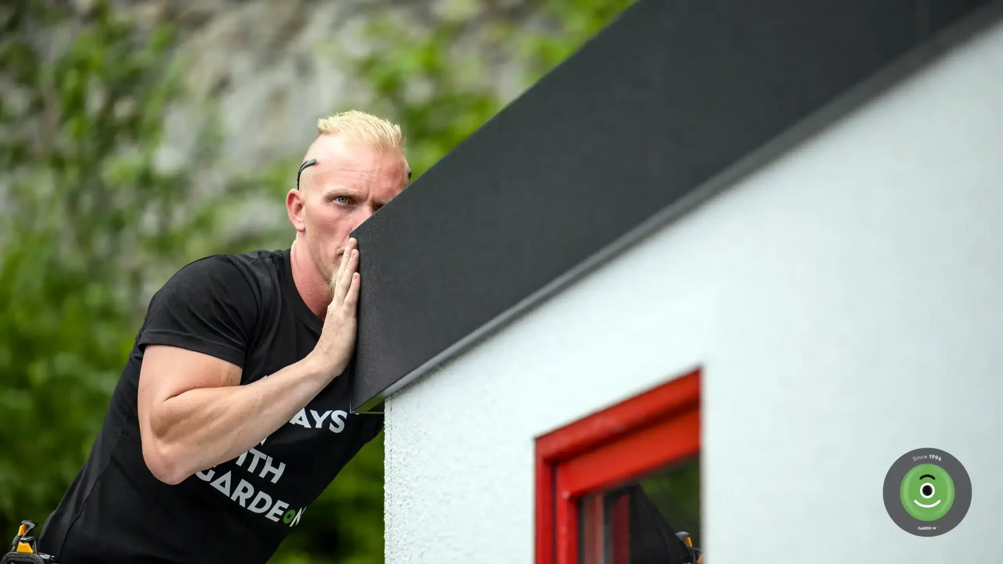 Premeriavanie strechy garáže