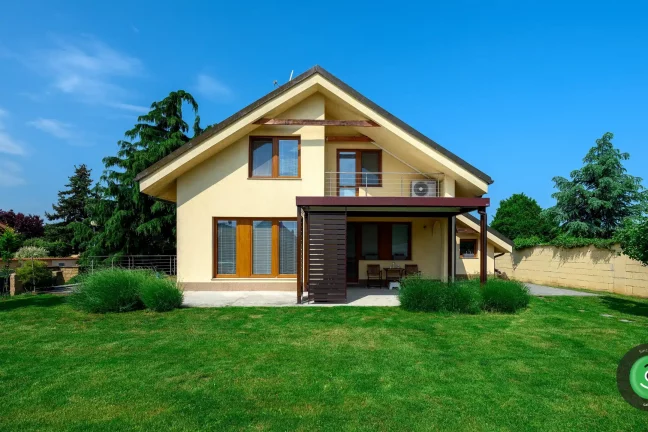 GARDEON pergola pred domom