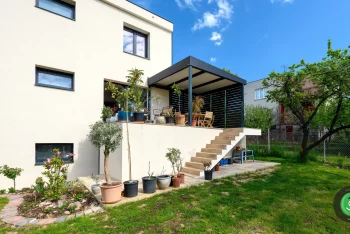 GARDEON vyvýšená pergola na posedenie