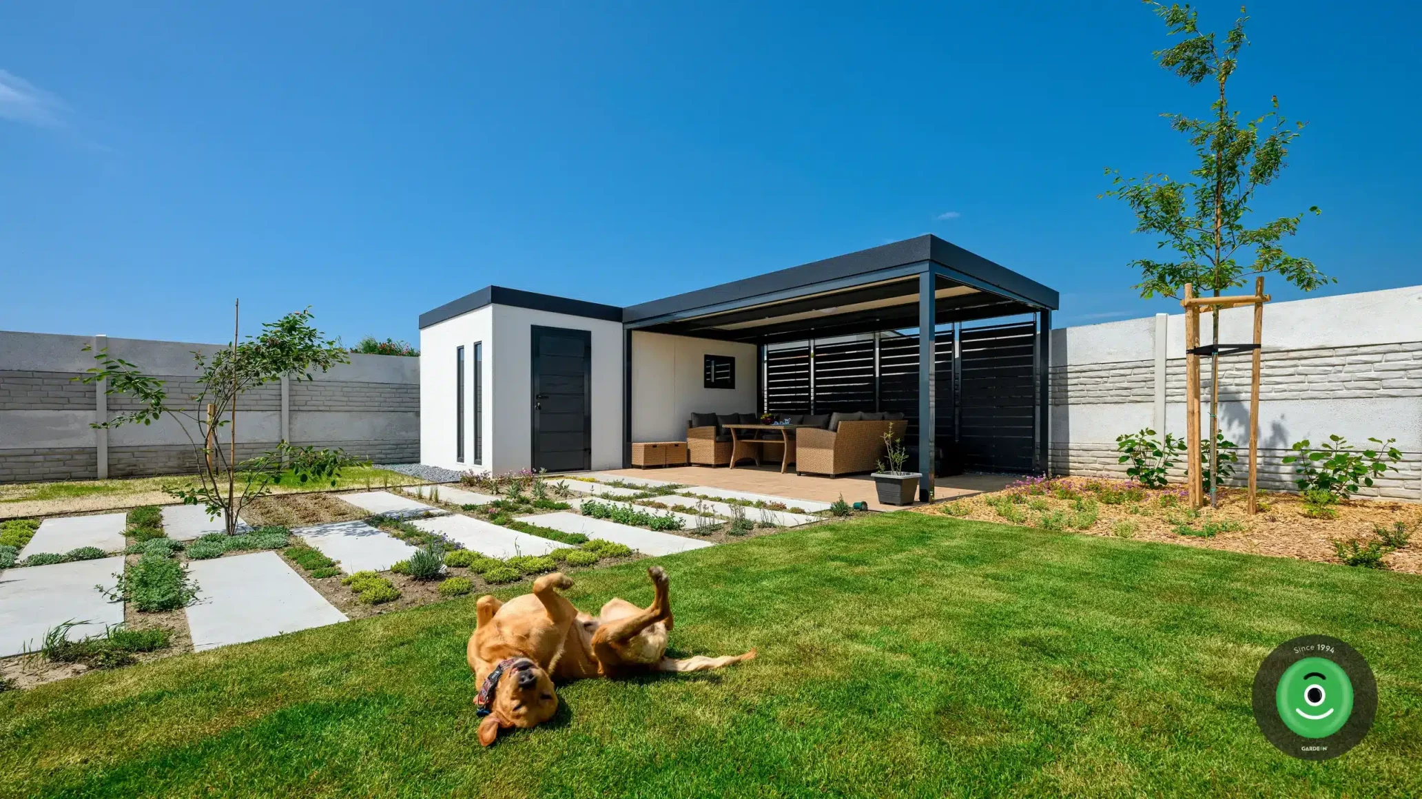 GARDEON domček pes v záhrade 1