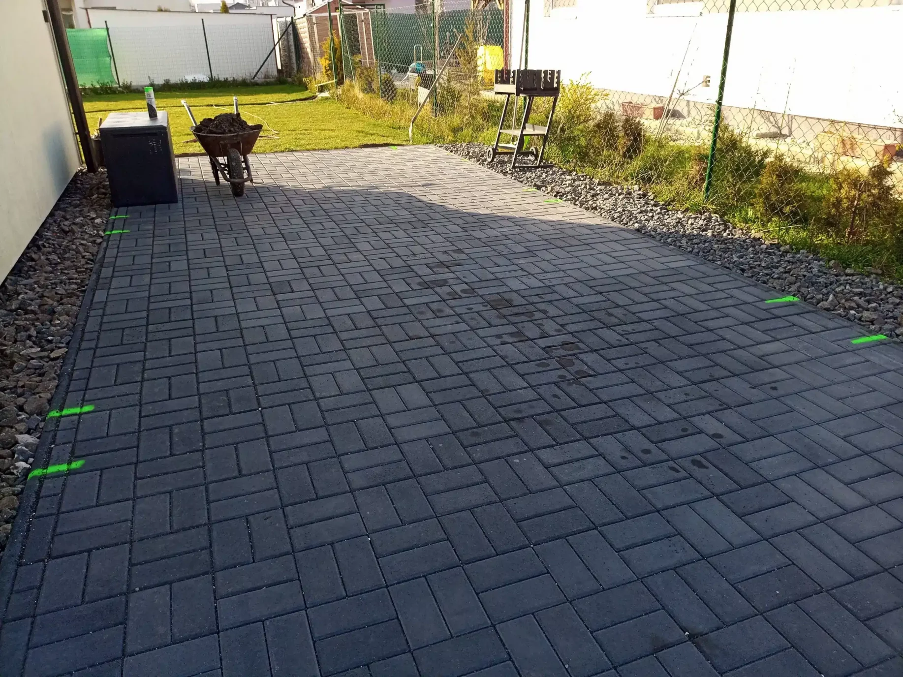 Fotky od zákazníka ASZSG - podklad na jednogaráž