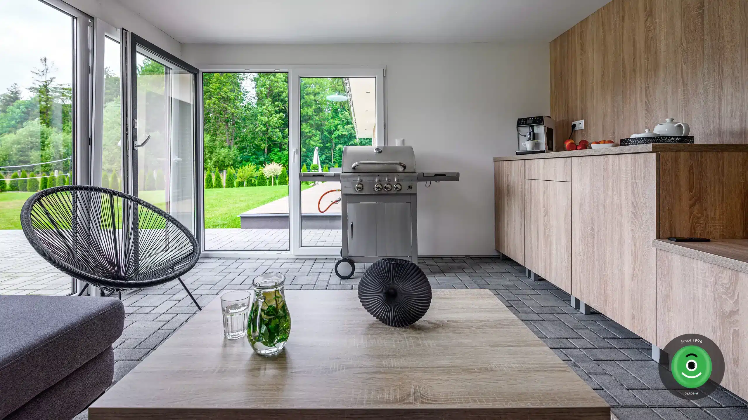 Detail na vnútro záhradného domčeka od firmy GARDEON.