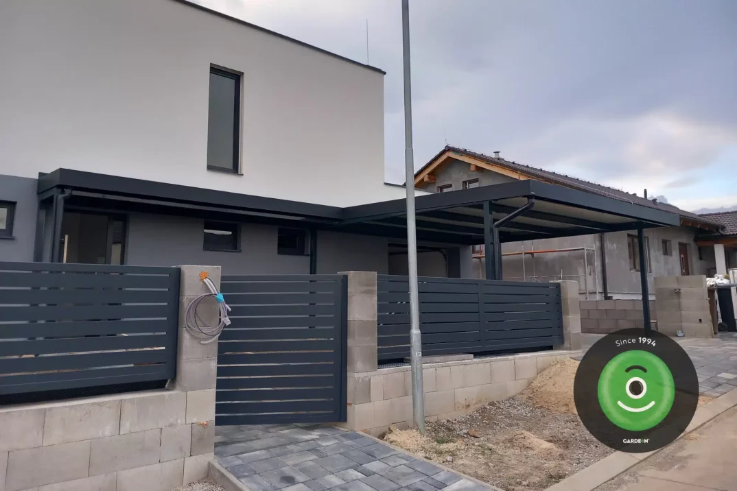 Prestrešenie vchodu prístreškom GARDEON