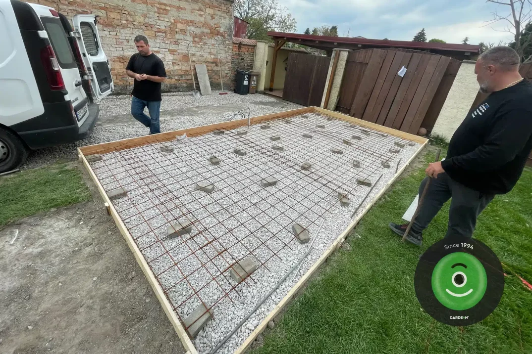 Kamenistý podklad pod betónovú platňu s roxormi