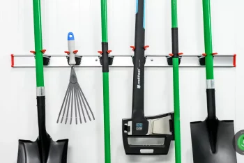 Závesný systém na náradie v stene | 6 držiakov