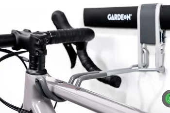 Detail na hák - závesný systém na bicykel GARDEON