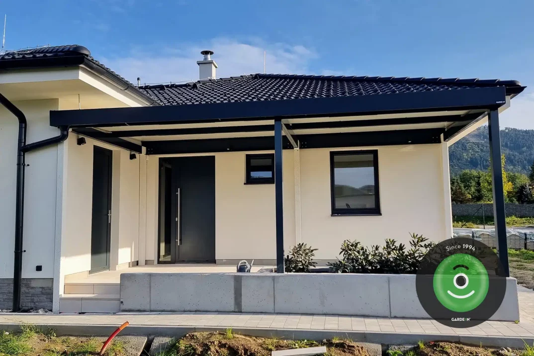 Prístrešok nad vchod